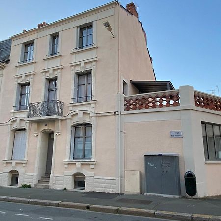 Appartements Rue Sarret Xxl อองเชร์ ภายนอก รูปภาพ