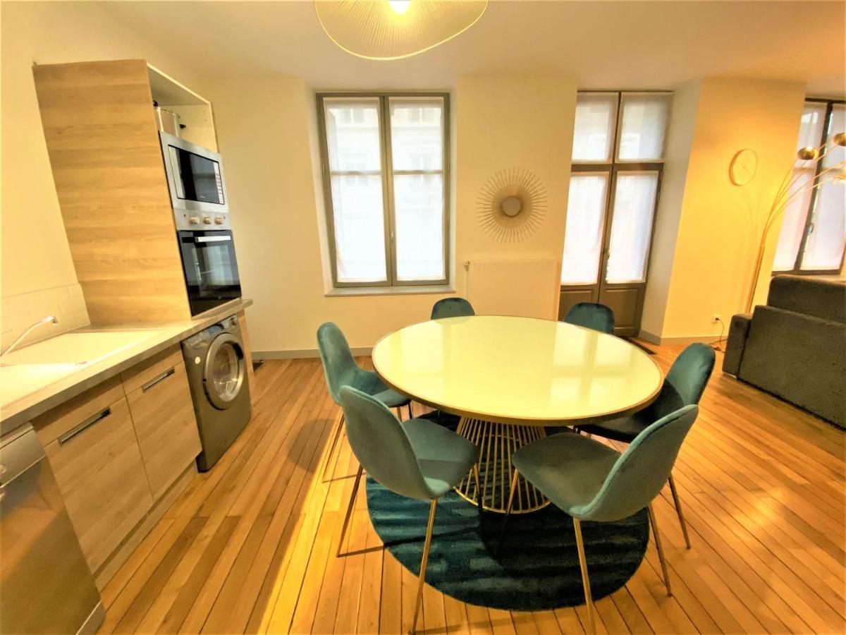 Appartements Rue Sarret Xxl อองเชร์ ภายนอก รูปภาพ