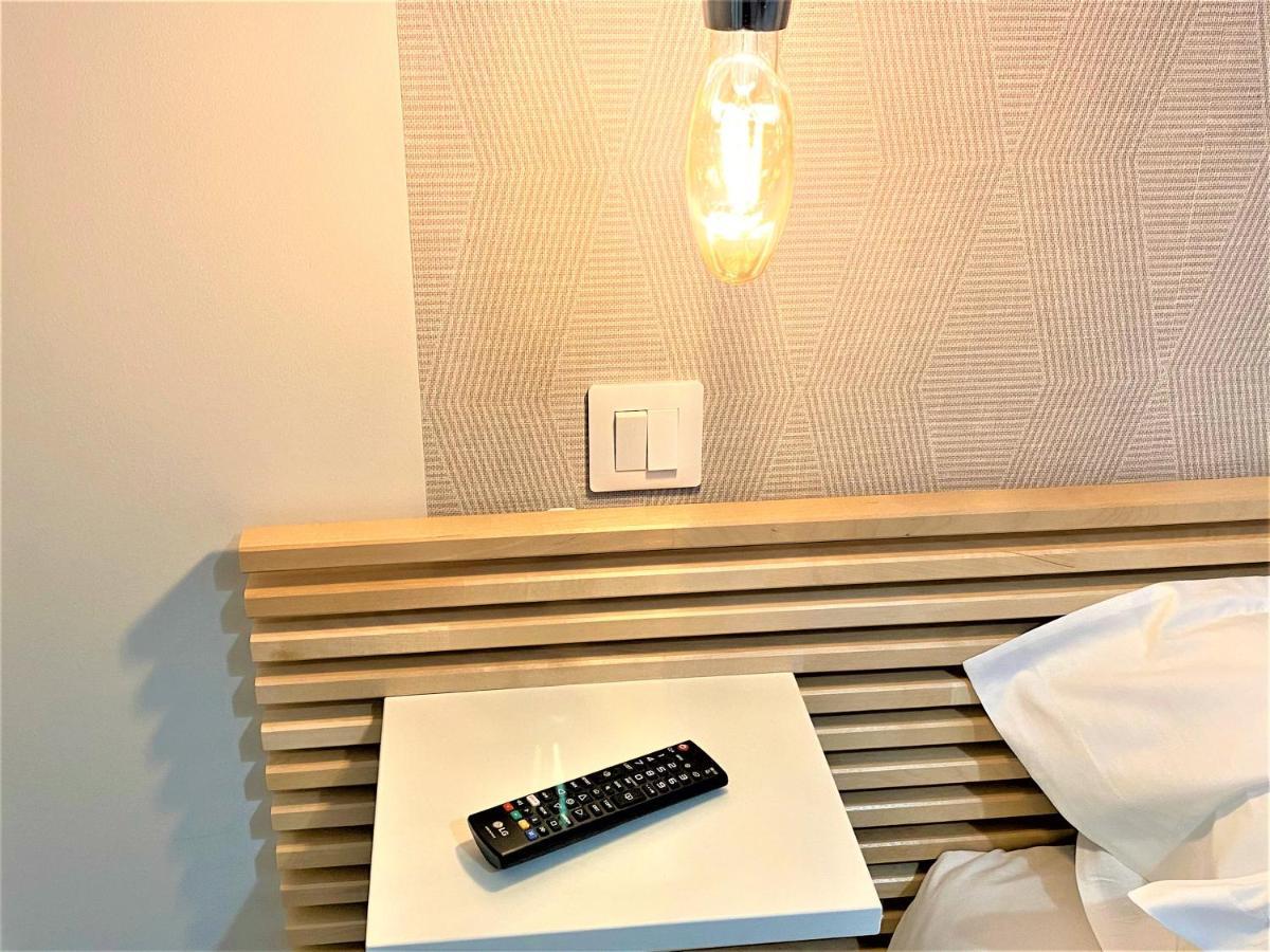 Appartements Rue Sarret Xxl อองเชร์ ภายนอก รูปภาพ