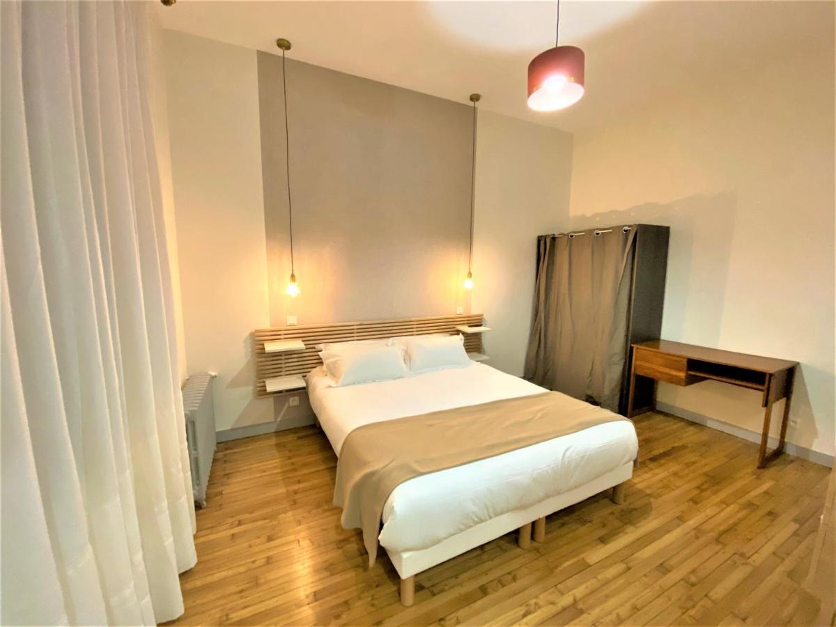 Appartements Rue Sarret Xxl อองเชร์ ภายนอก รูปภาพ