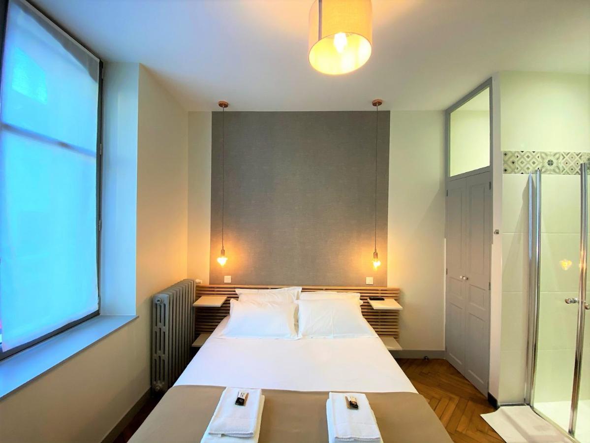 Appartements Rue Sarret Xxl อองเชร์ ภายนอก รูปภาพ
