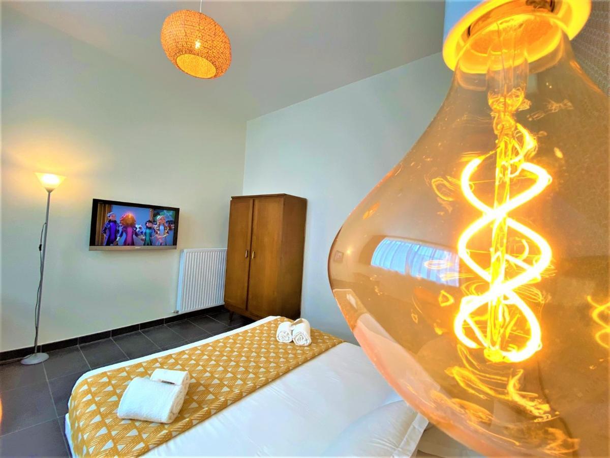 Appartements Rue Sarret Xxl อองเชร์ ภายนอก รูปภาพ