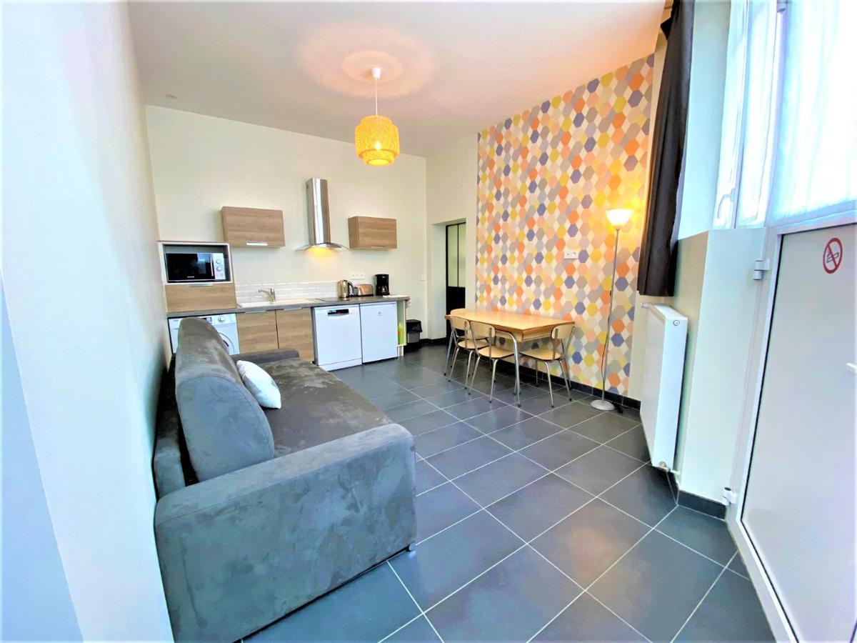 Appartements Rue Sarret Xxl อองเชร์ ภายนอก รูปภาพ
